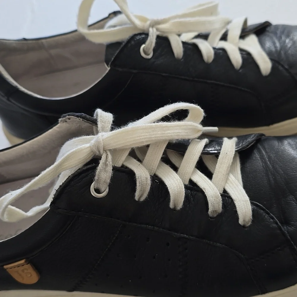 Josef Seibel Caren Black and White Leather Sneakers Women 8 - 8.5